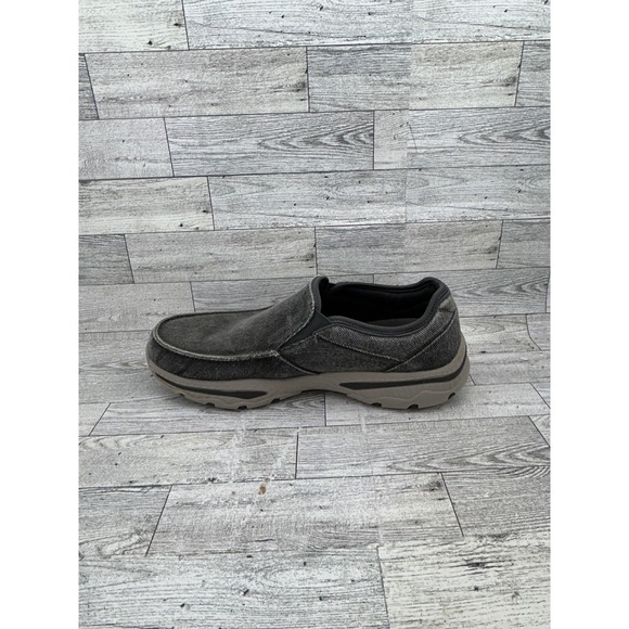 Skechers Relaxed Fit Men Sz 11 Charcoal Gray Corduroy Slip On Loafers 65355 main image 13